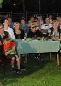 Одржан девети летњи улични ерски кабаре