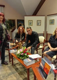 Промоција збирке песама Горана Перишића под називом „Троножац”