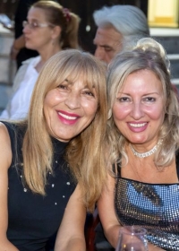 Летњи улични ерски кабаре