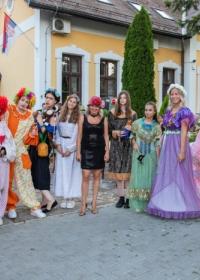 ШЕСНАЕСТИ ЛЕТЊИ УЛИЧНИ ЕРСКИ КАБАРЕ