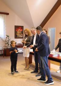 Свечани пријем ђака првака