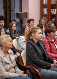 ПРЕДСТАВЉАЊЕ КЊИГЕ ГОЛИ ОТОК ОСТРВО МРАКА